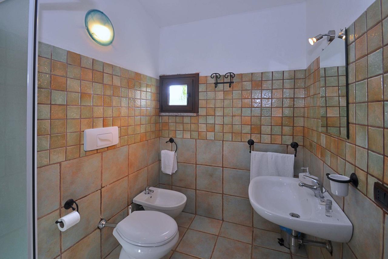 B&B Mare Della Gallura Бадеси Экстерьер фото